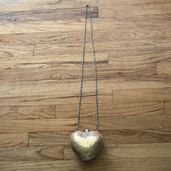 Forever heart sequin purse - Picture 2 of 6